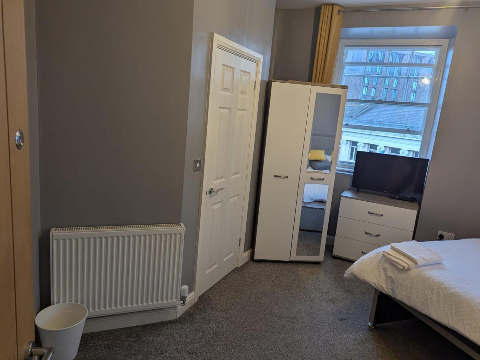 Darwin Stays - Service Accommodation In Newcastle Under Lyme City Centre Luaran gambar