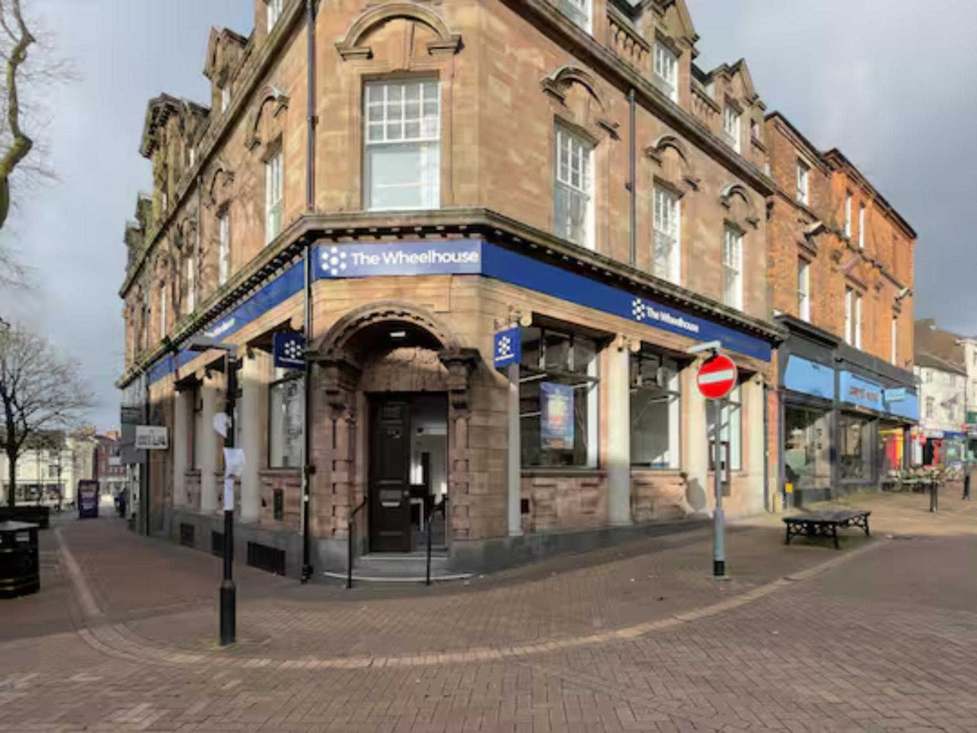 Darwin Stays - Service Accommodation In Newcastle Under Lyme City Centre Luaran gambar