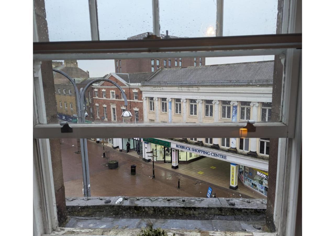 Darwin Stays - Service Accommodation In Newcastle Under Lyme City Centre Luaran gambar