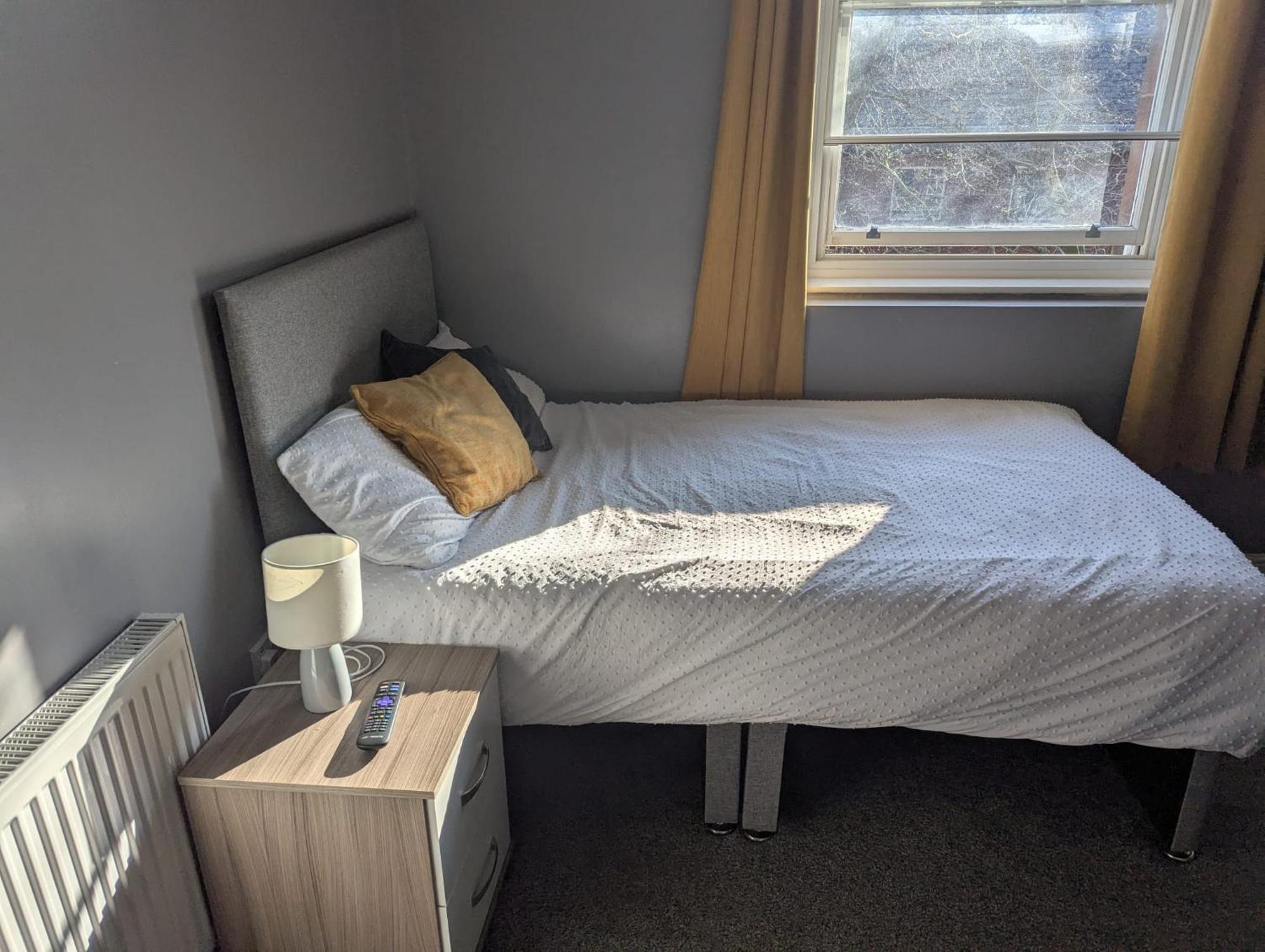 Darwin Stays - Service Accommodation In Newcastle Under Lyme City Centre Luaran gambar